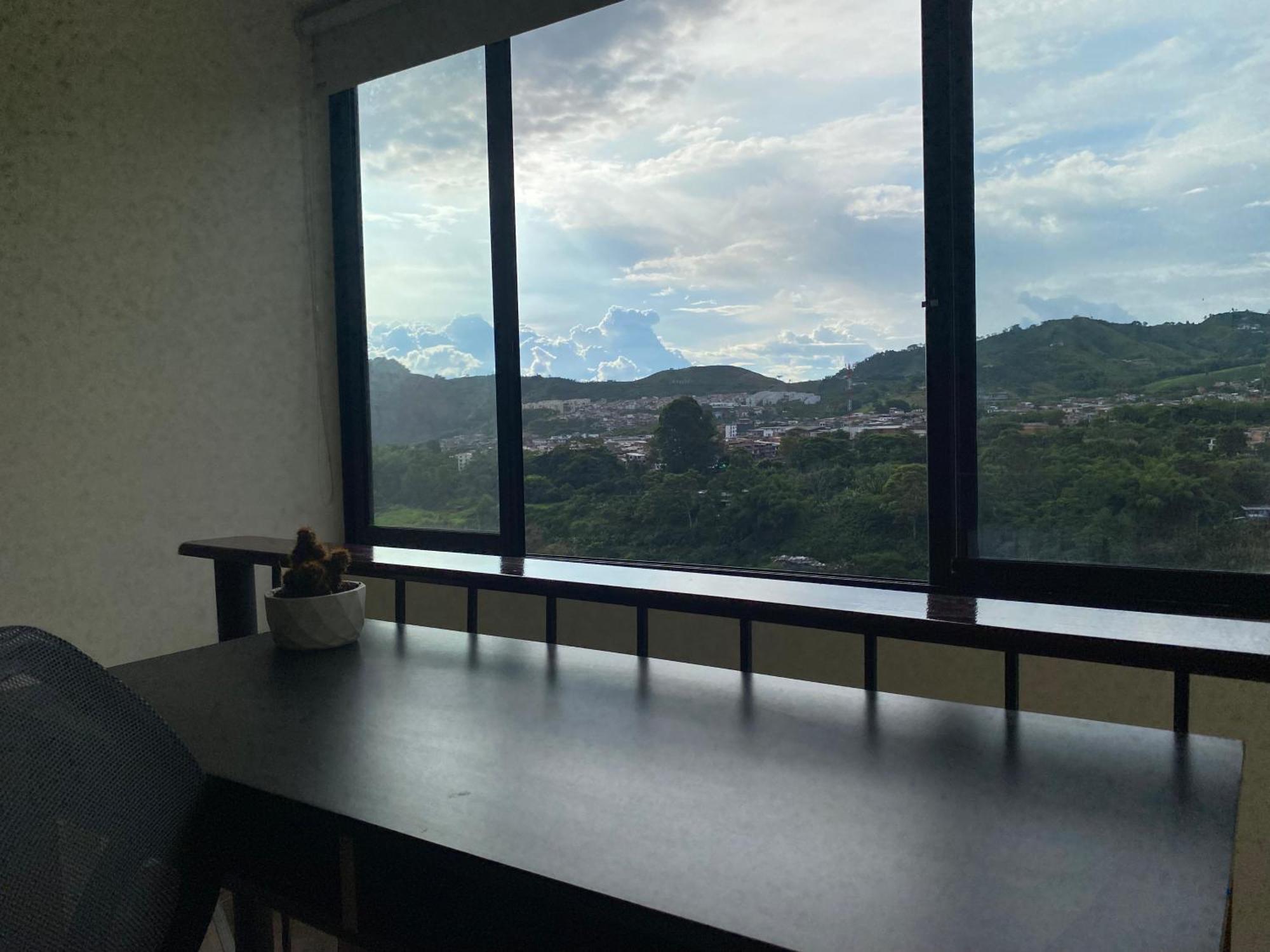 Apartmán Loft Host Partner Cerca Al Aeropuerto,Expofuturo Y Ukumari Pereira Exteriér fotografie